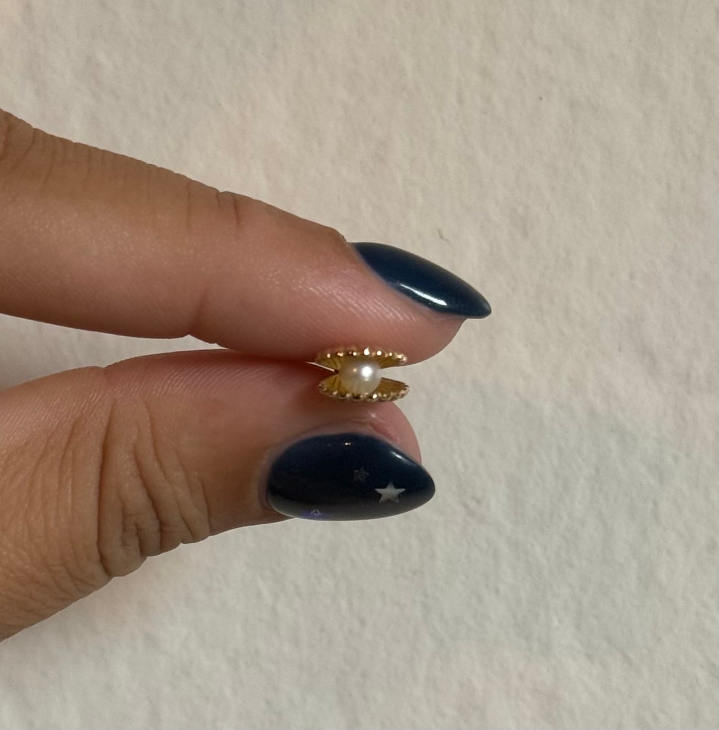14k Seashell Pearl Pendant