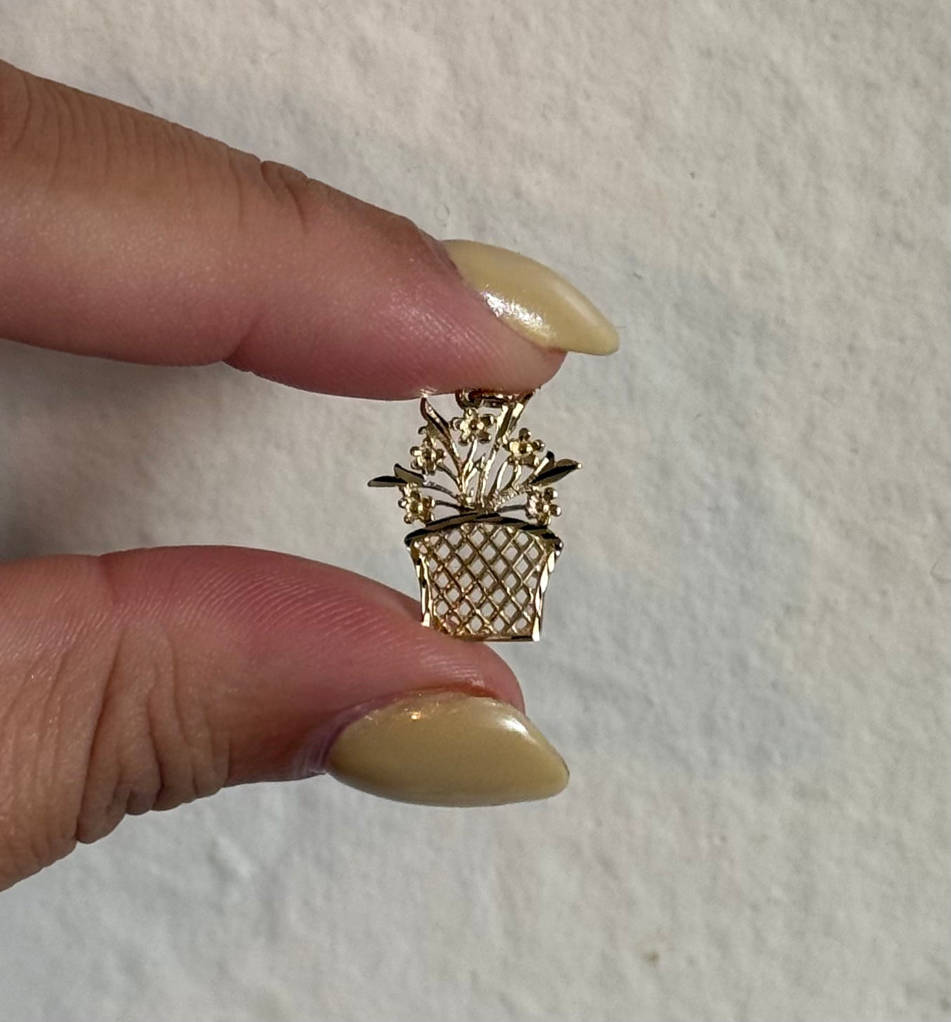 14k Flower Basket Pendant
