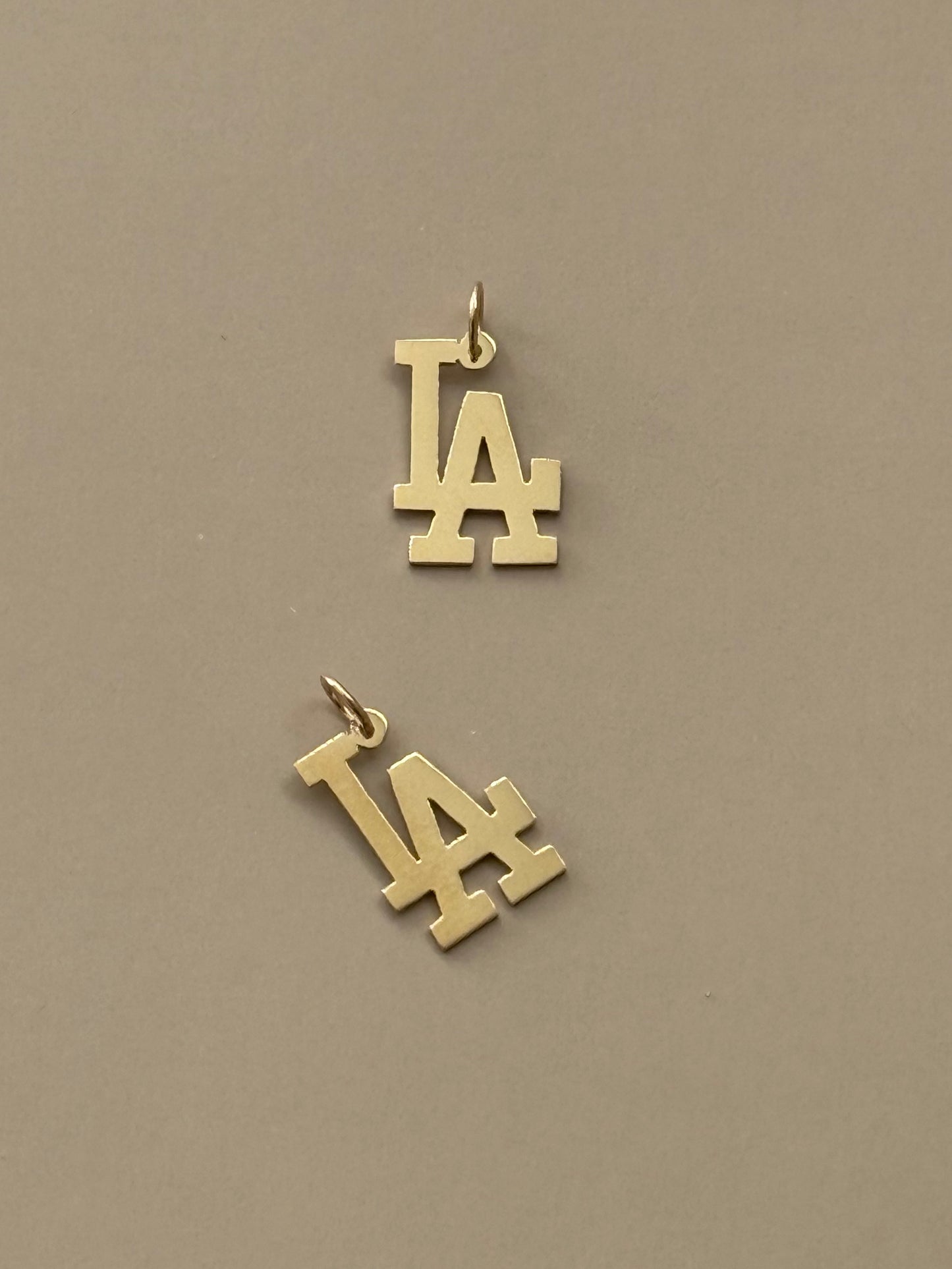 14k LA Pendant