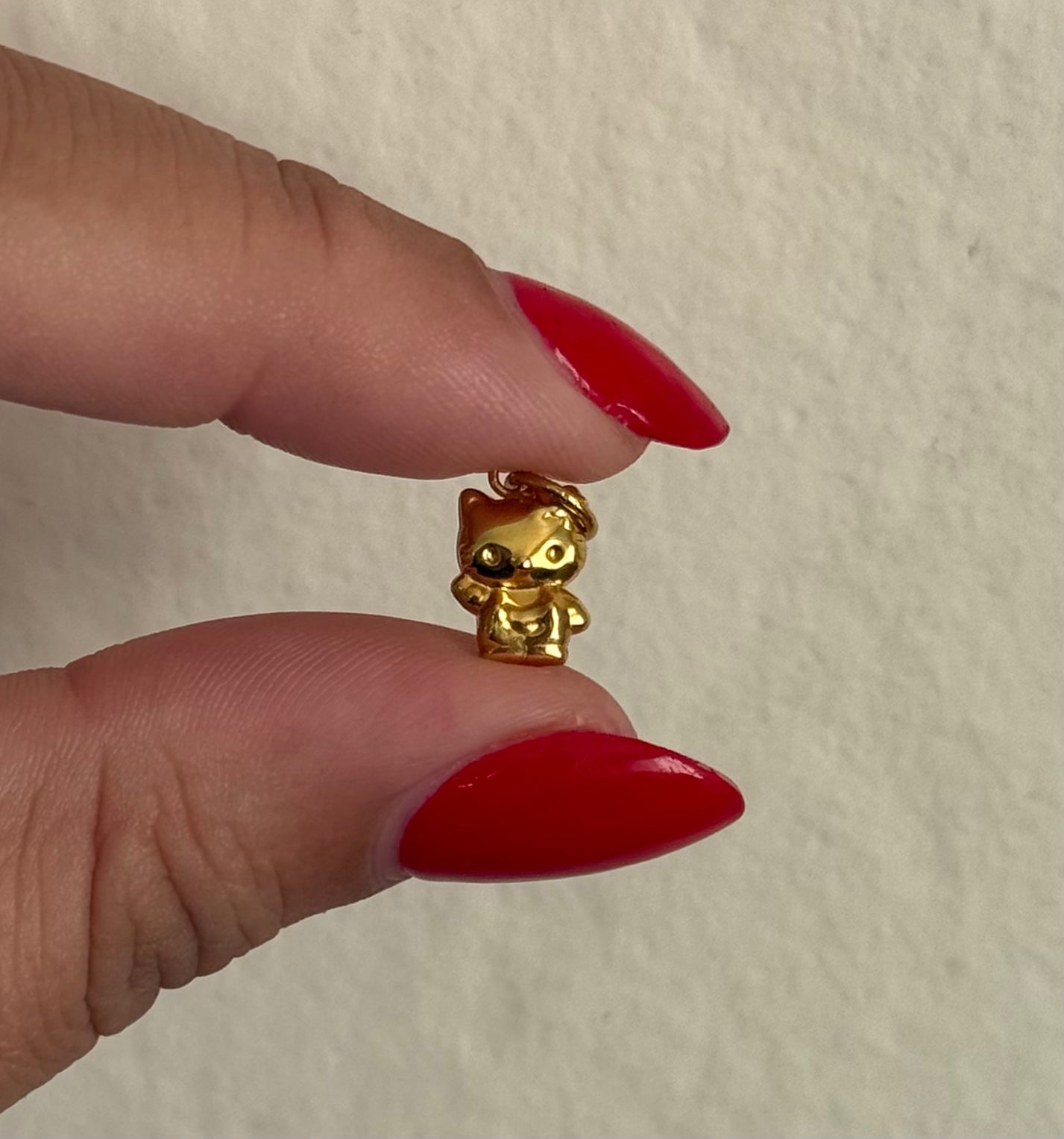 18k Puffy HK Pendant