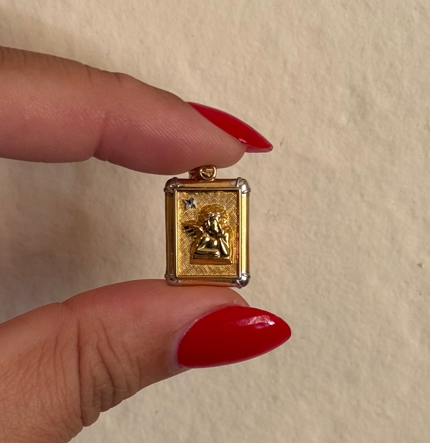 Vintage 14k Two Tone Cherub Serenity Prayer Pendant